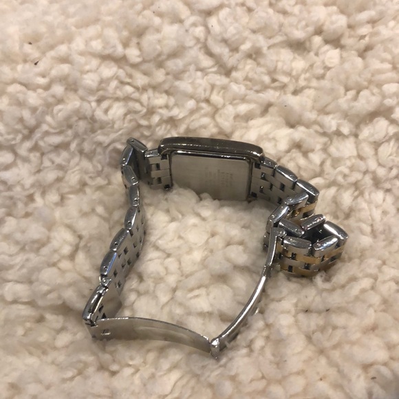 Watch - Picture 3 of 4